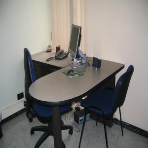 Puesto de Trabajo para Gerencia con superficies de trabajo